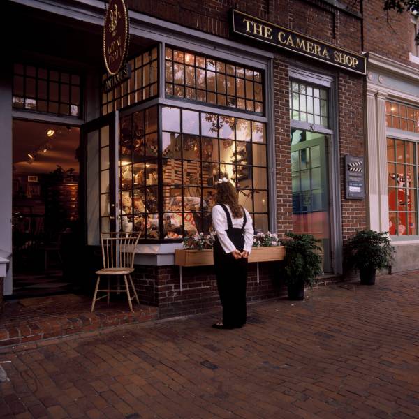 Wayne Pratt Antiques and The Camera Shop