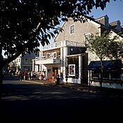 208-5b021.Jpg