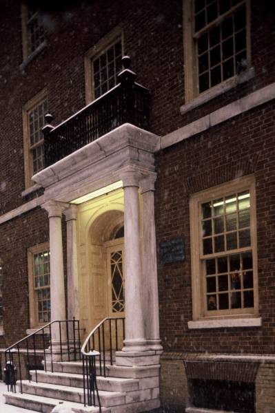 Fraunces Tavern Entrance